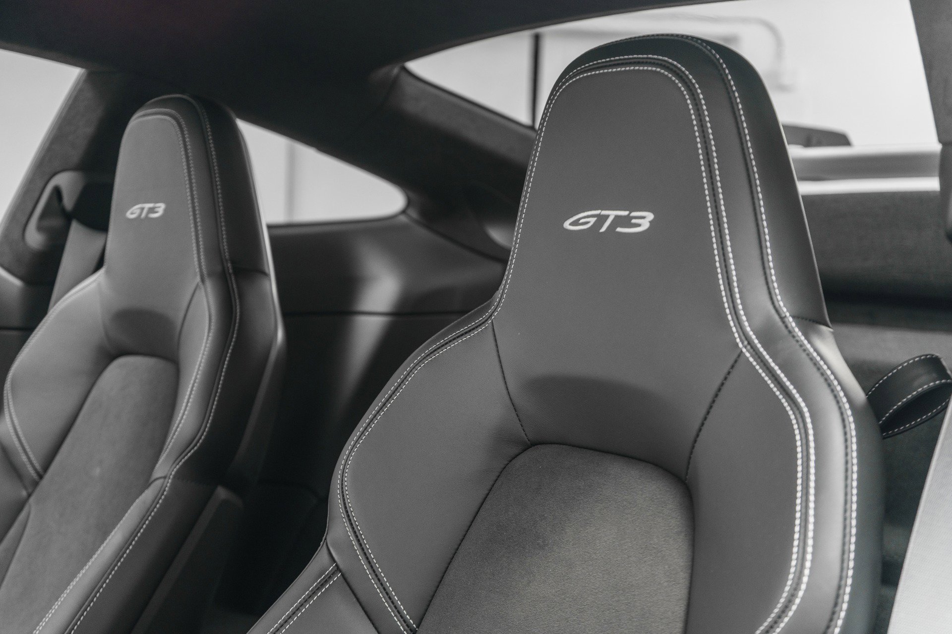 Used 2022 Porsche 911 GT3 RWD image 26