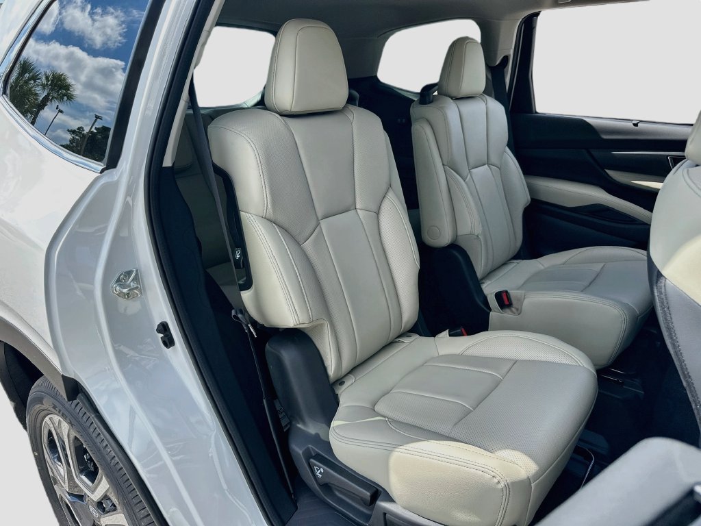 New 2027 Subaru Ascent Limited AWD/4WD image 29