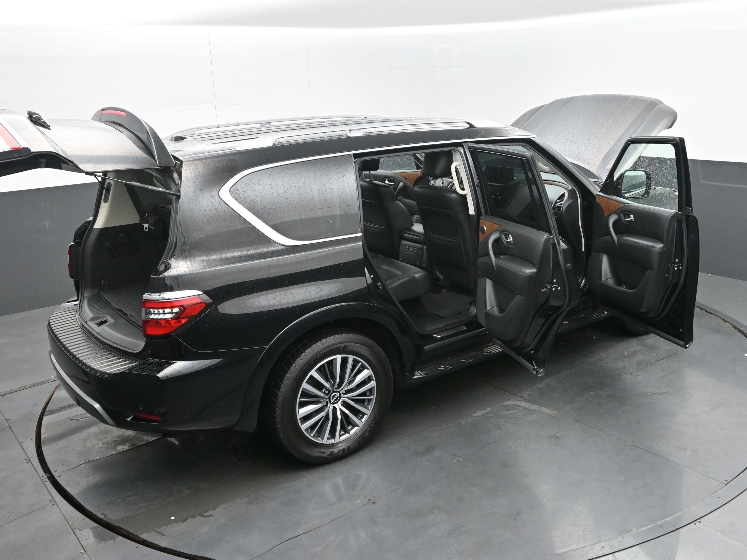 Used 2024 Nissan Armada SL w/ Cargo Package image 42