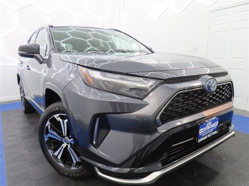 Used 2023 Toyota RAV4 XSE AWD/4WD image 2