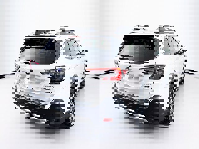 Used 2023 Subaru Outback Touring image 5
