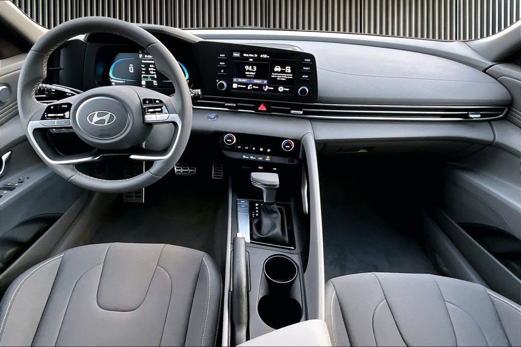 New 2026 Hyundai Elantra Sport image 6