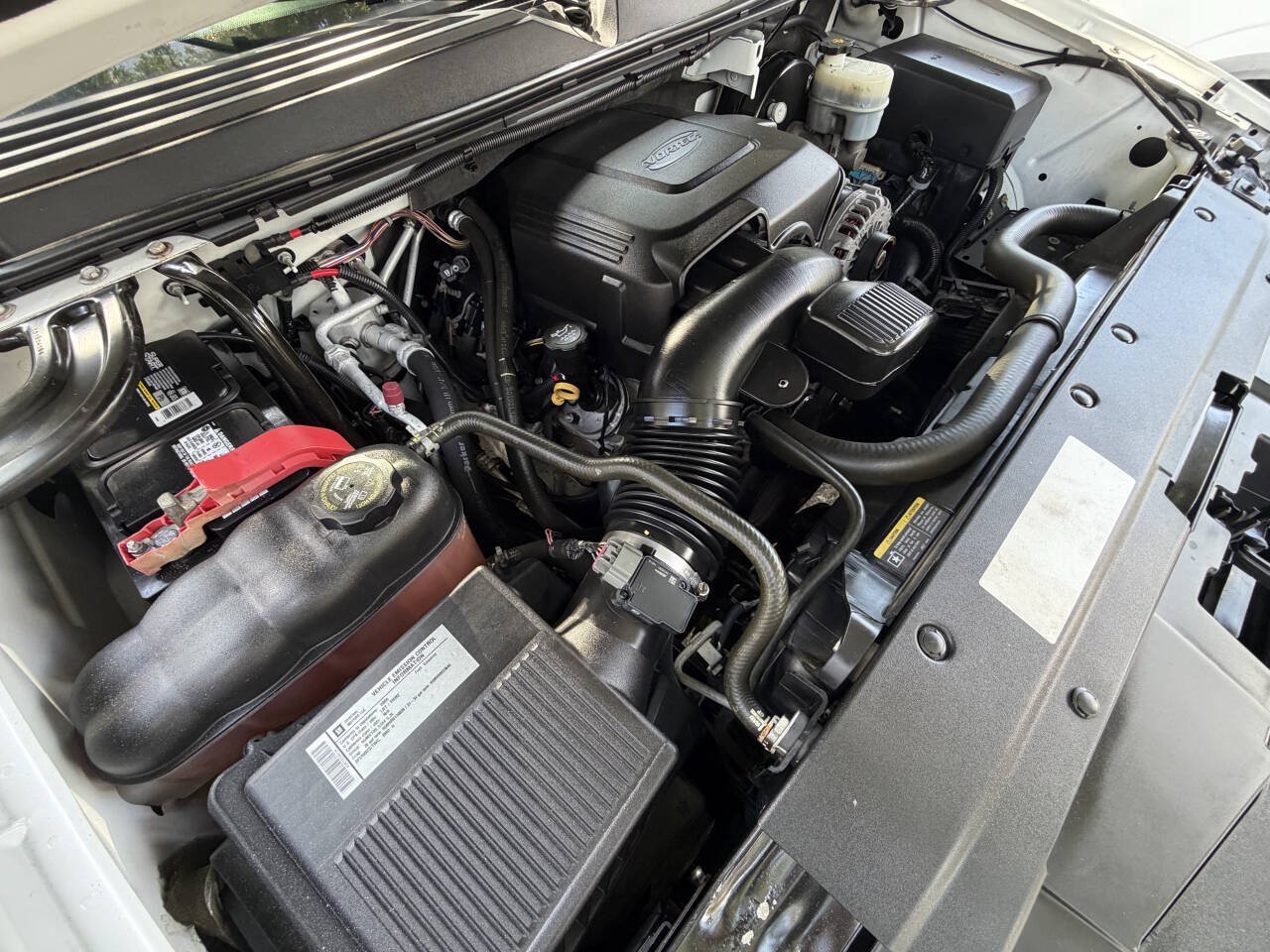 Used 2009 Chevrolet Suburban LS RWD image 18