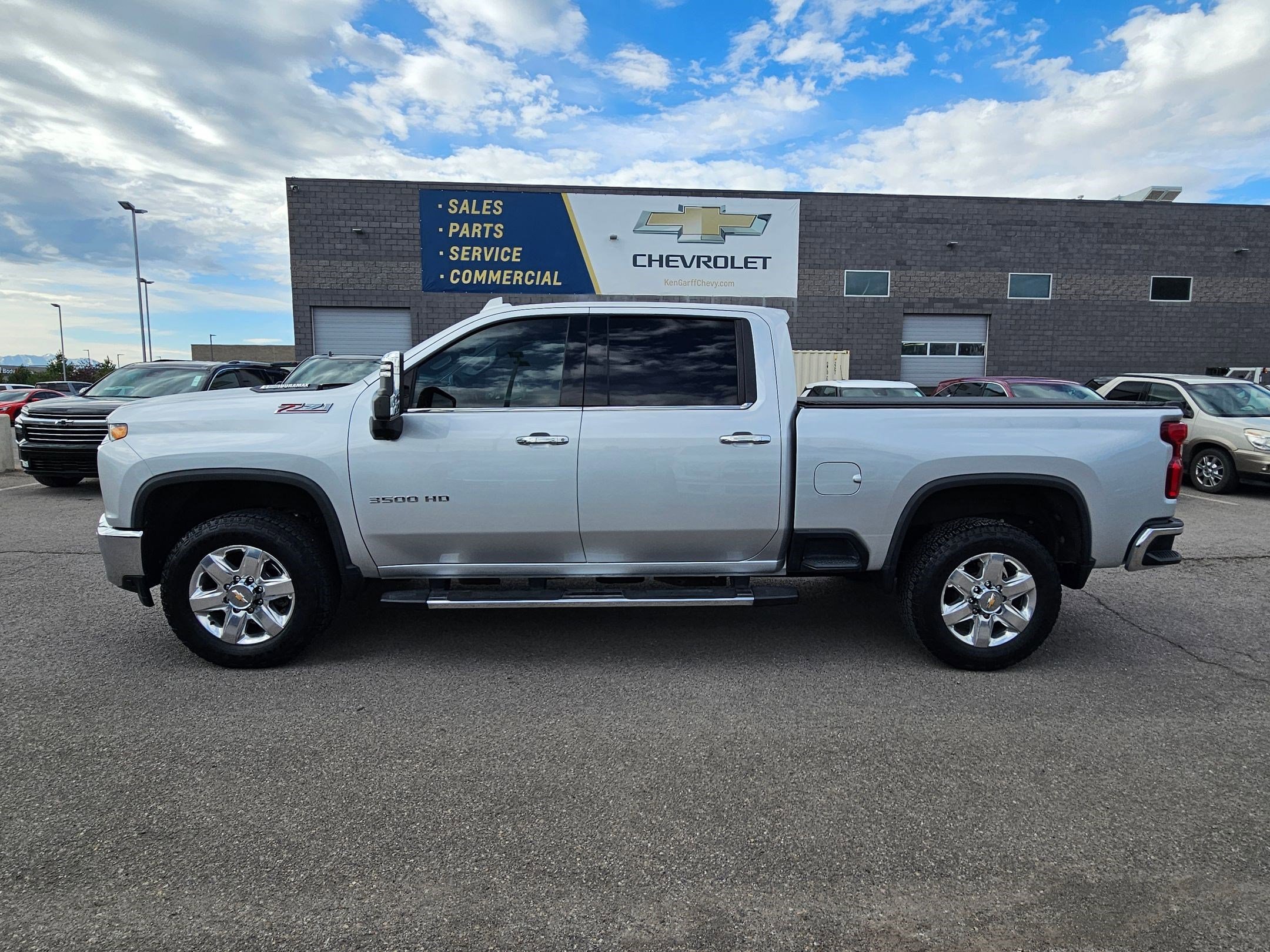Used 2021 Chevrolet Silverado 3500 LTZ w/ LTZ Premium Package AWD/4WD image 7