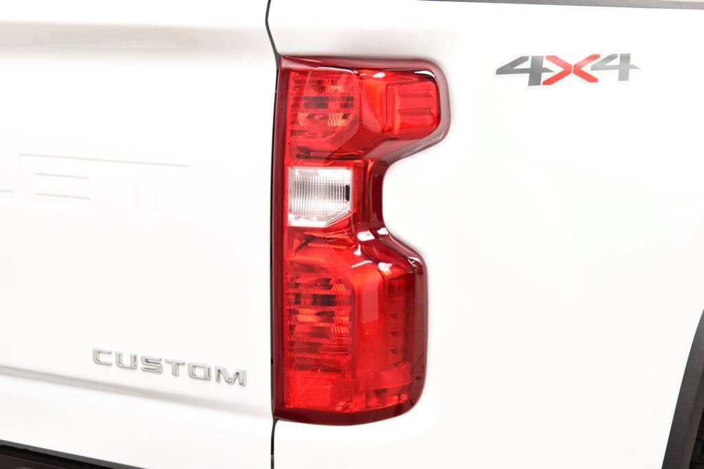 New 2026 Chevrolet Silverado 2500 Custom w/ Custom Value Package AWD/4WD image 20