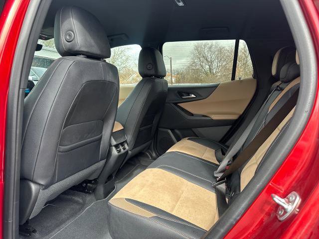 Used 2025 Chevrolet Equinox ACTIV w/ Safety and Technology Package image 13