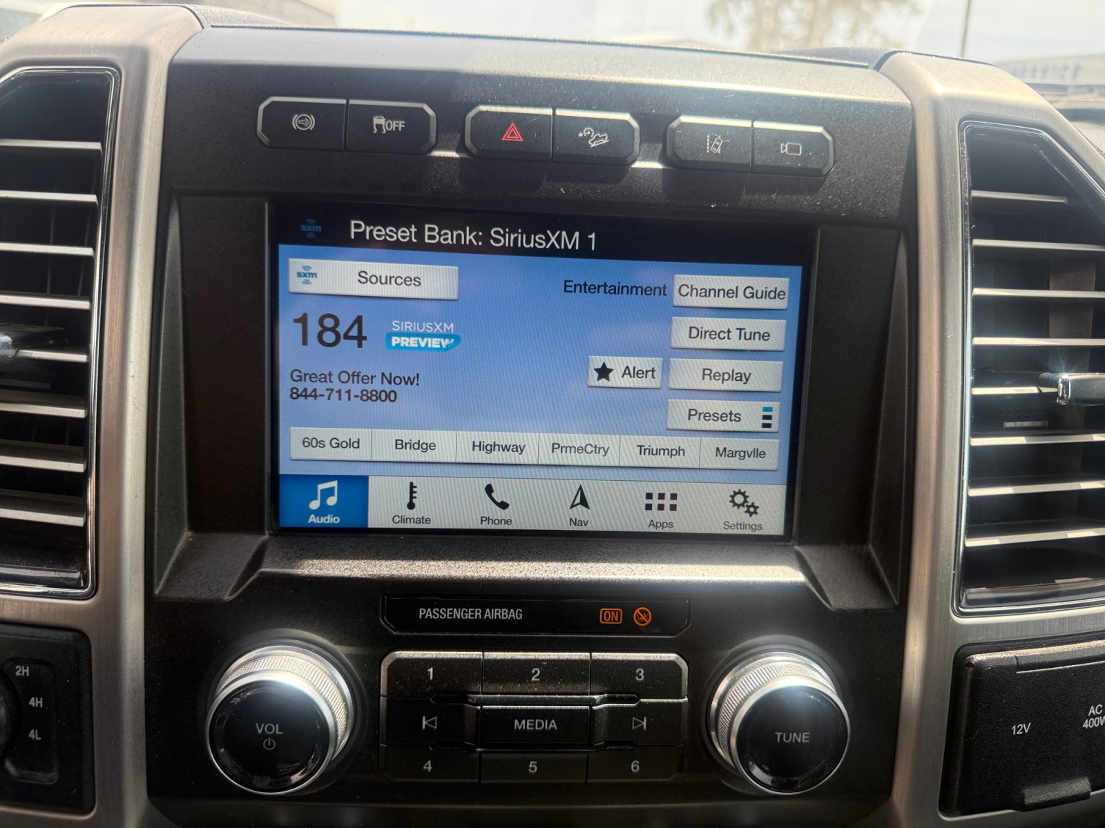 Used 2019 Ford F350 Platinum w/ Platinum Ultimate Package image 22