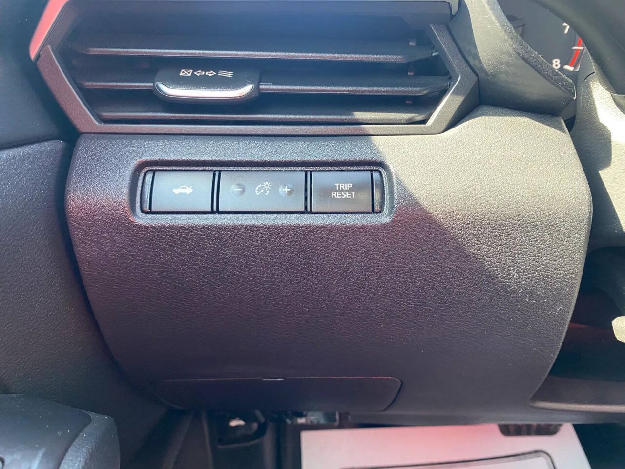 Used 2022 Nissan Altima 2.5 SV AWD/4WD image 14