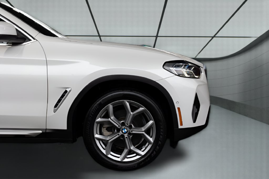 Used 2024 BMW X4 xDrive30i AWD/4WD image 10