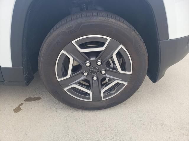 Used 2026 Jeep Cherokee Limited AWD/4WD image 28