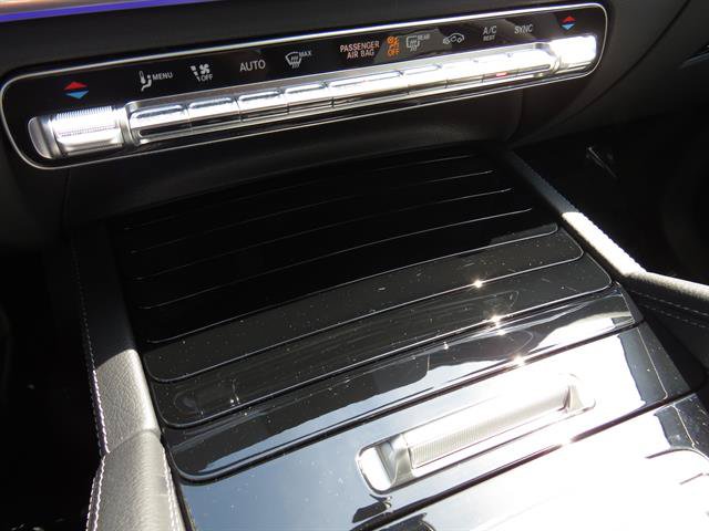Used 2026 Mercedes-Benz GLE 450 4MATIC w/ Winter Package image 18