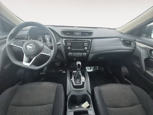Used 2017 Nissan Rogue S w/ S Appearance Package AWD/4WD image 10