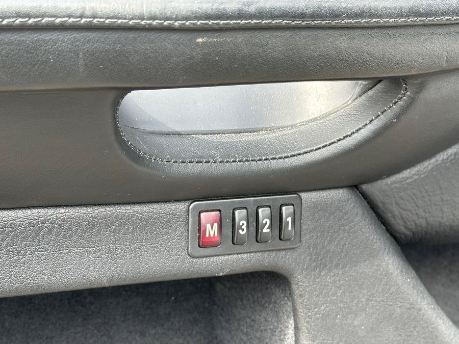 Used 2000 BMW M5 RWD image 12