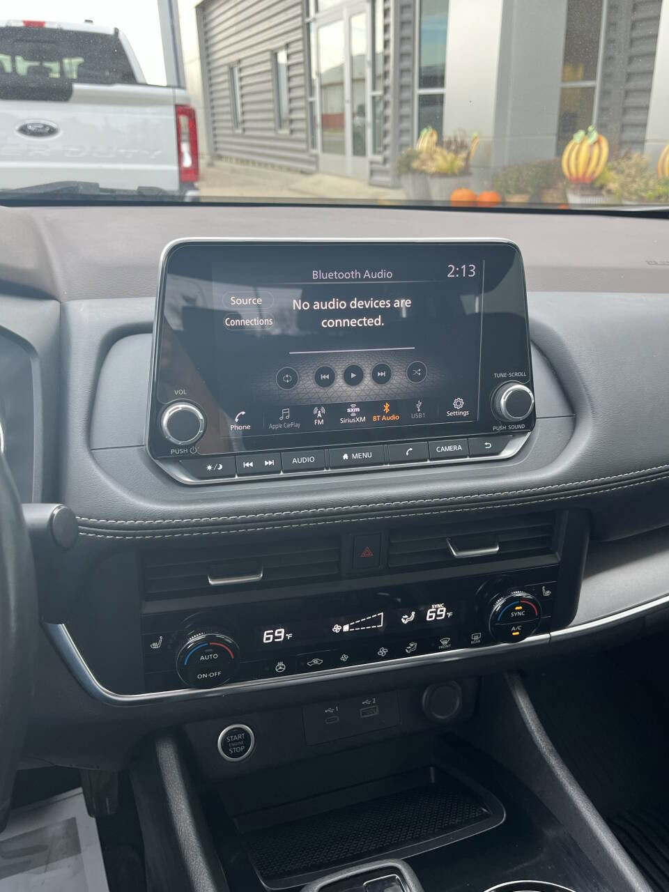 Used 2023 Nissan Rogue SV w/ SV Premium B Package image 14