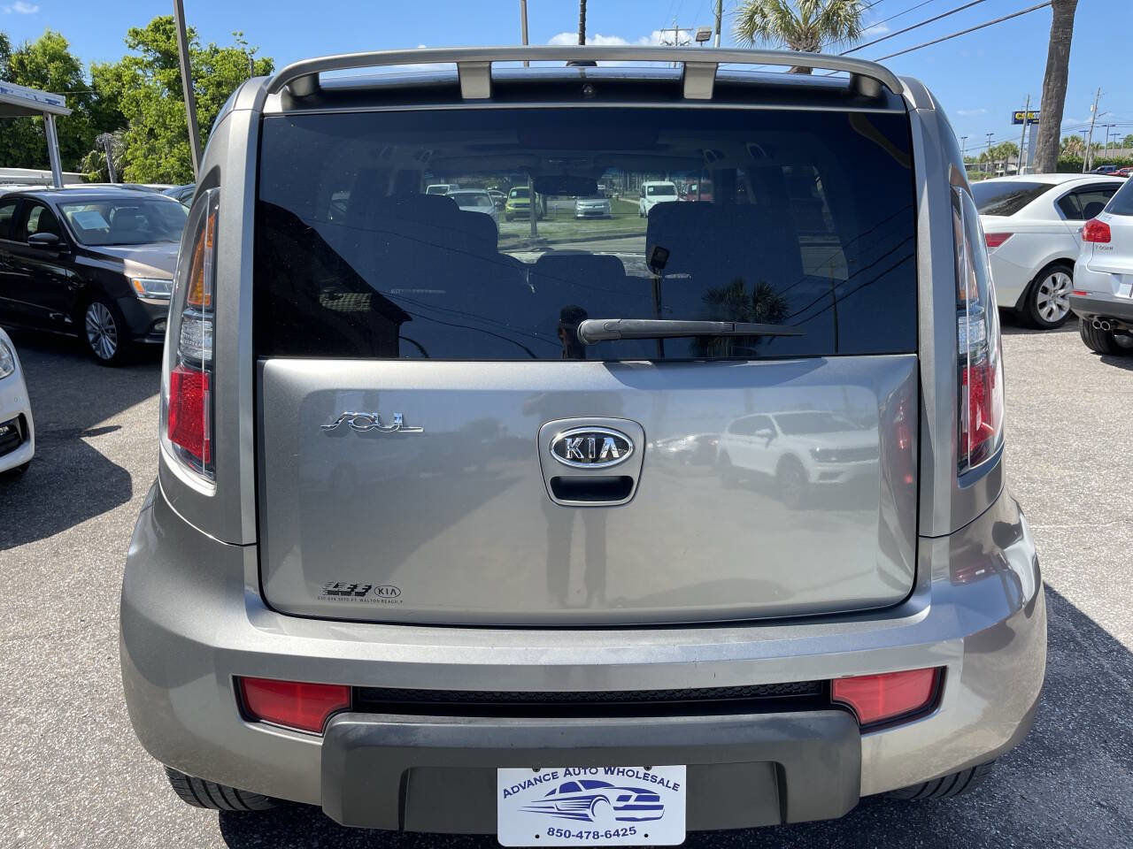Used 2011 Kia Soul ! image 6