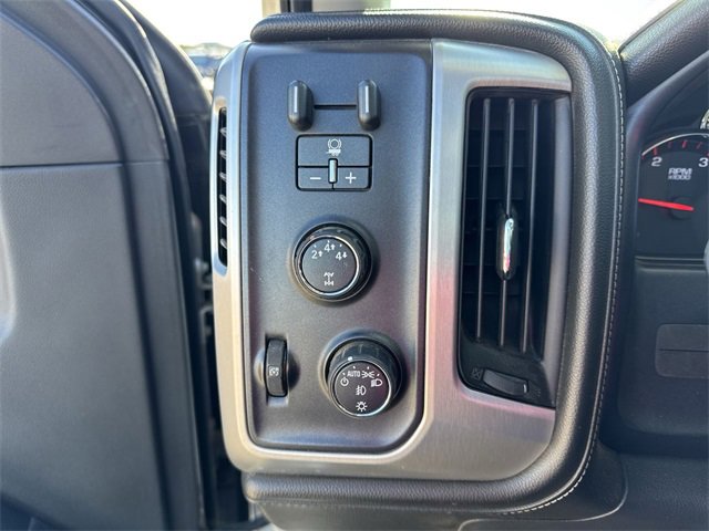 Used 2015 GMC Sierra 2500 SLT w/ Duramax Plus Package image 36