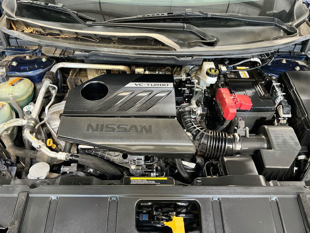 Used 2025 Nissan Rogue SV FWD image 27