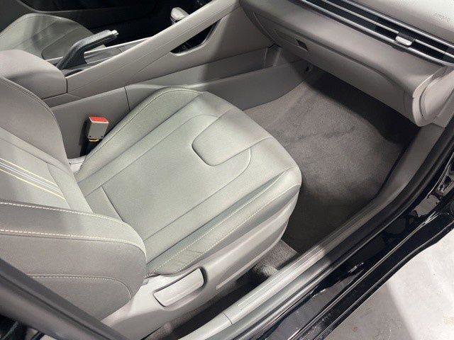 New 2026 Hyundai Elantra Sport w/ Cargo Package image 21