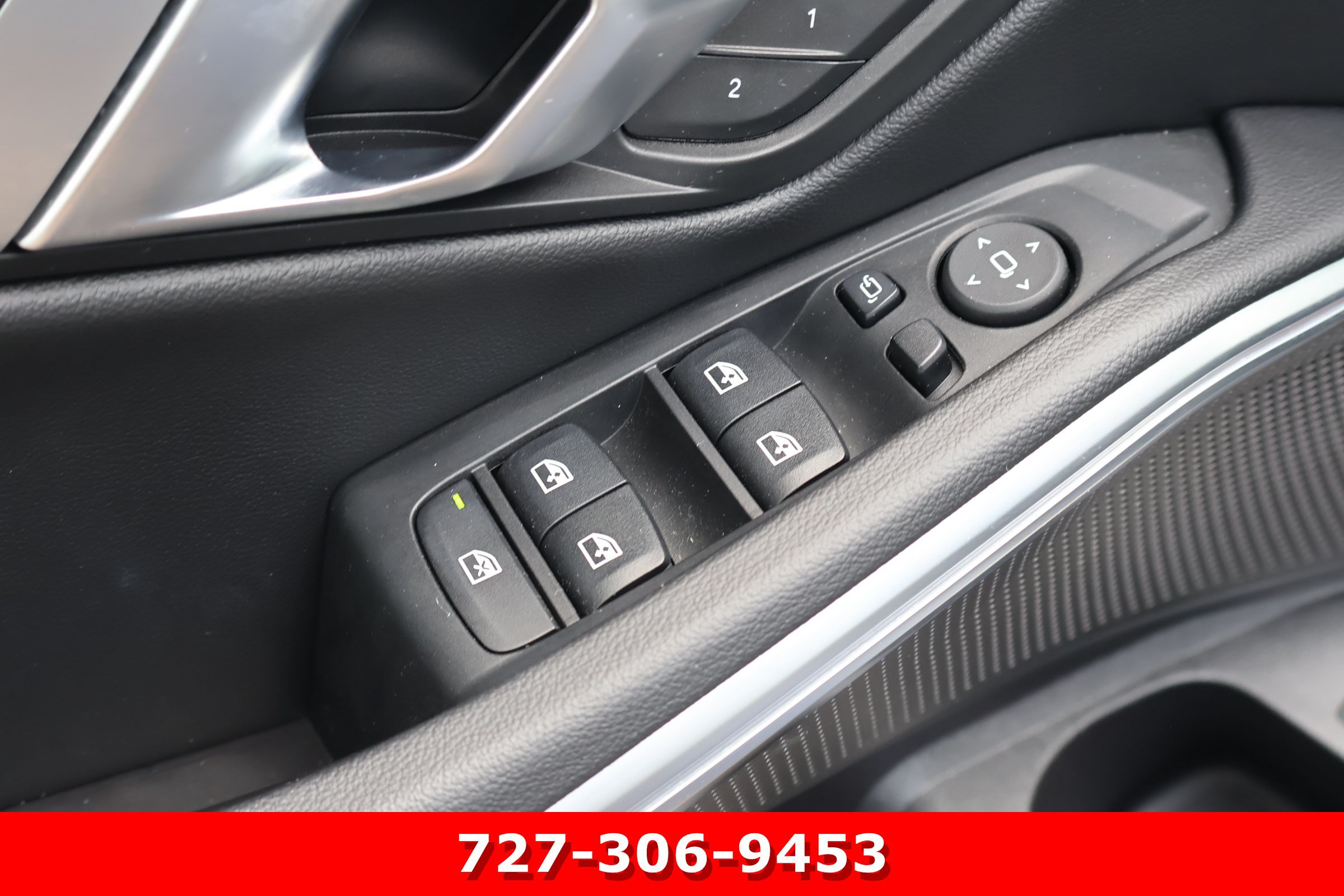 Used 2023 BMW 330i Sedan w/ Premium Package RWD image 16