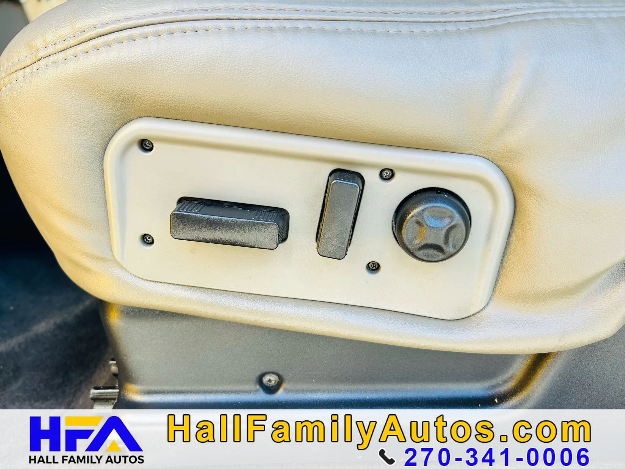 Used 2003 HUMMER H2 w/ Preferred Equipment Group AWD/4WD image 17