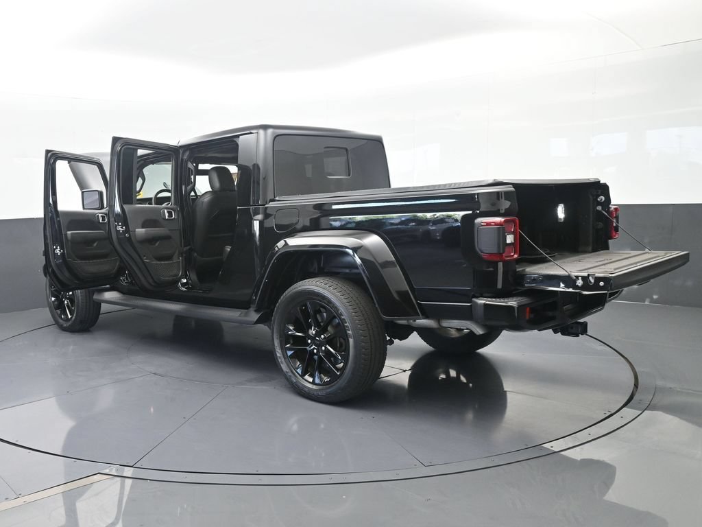 Used 2023 Jeep Gladiator Overland AWD/4WD image 75