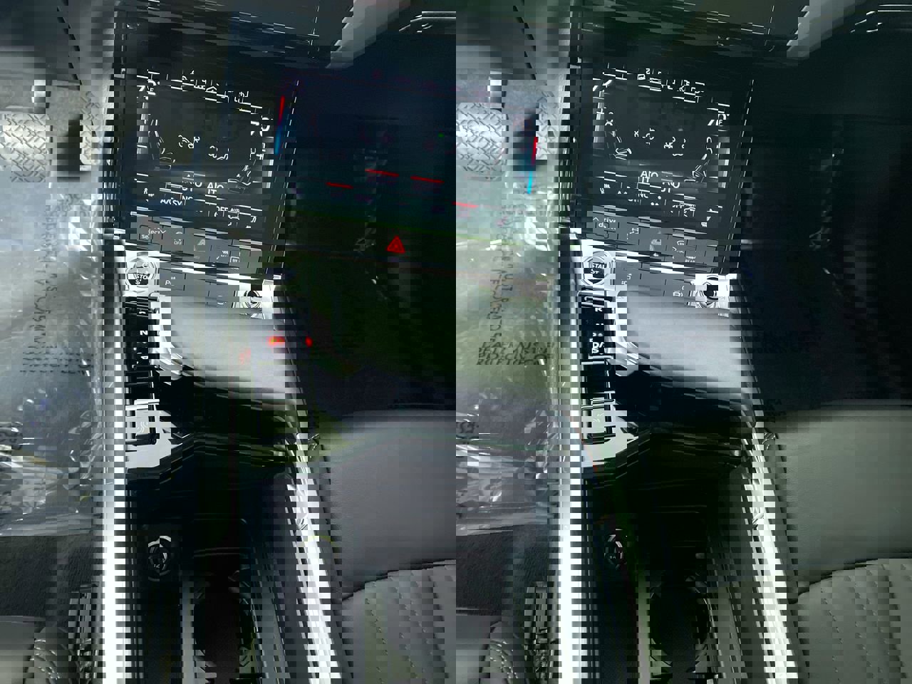 Certified 2022 Audi e-tron Premium w/ Convenience Plus Package image 16