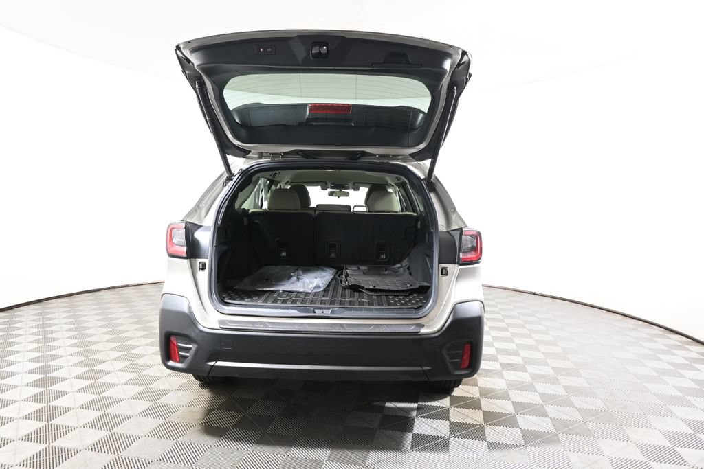 Used 2020 Subaru Outback Premium AWD/4WD image 34