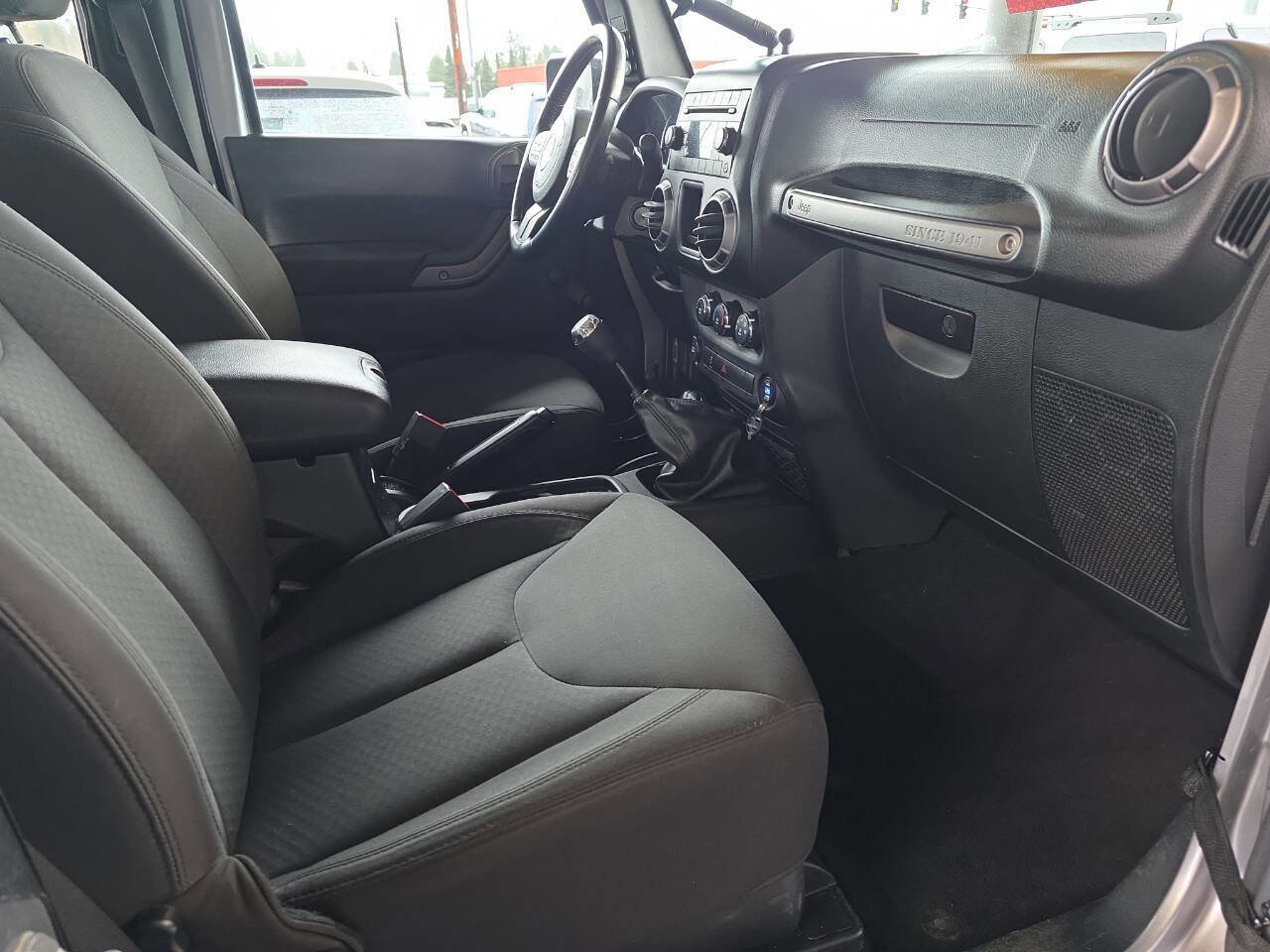 Used 2018 Jeep Wrangler Sport image 10