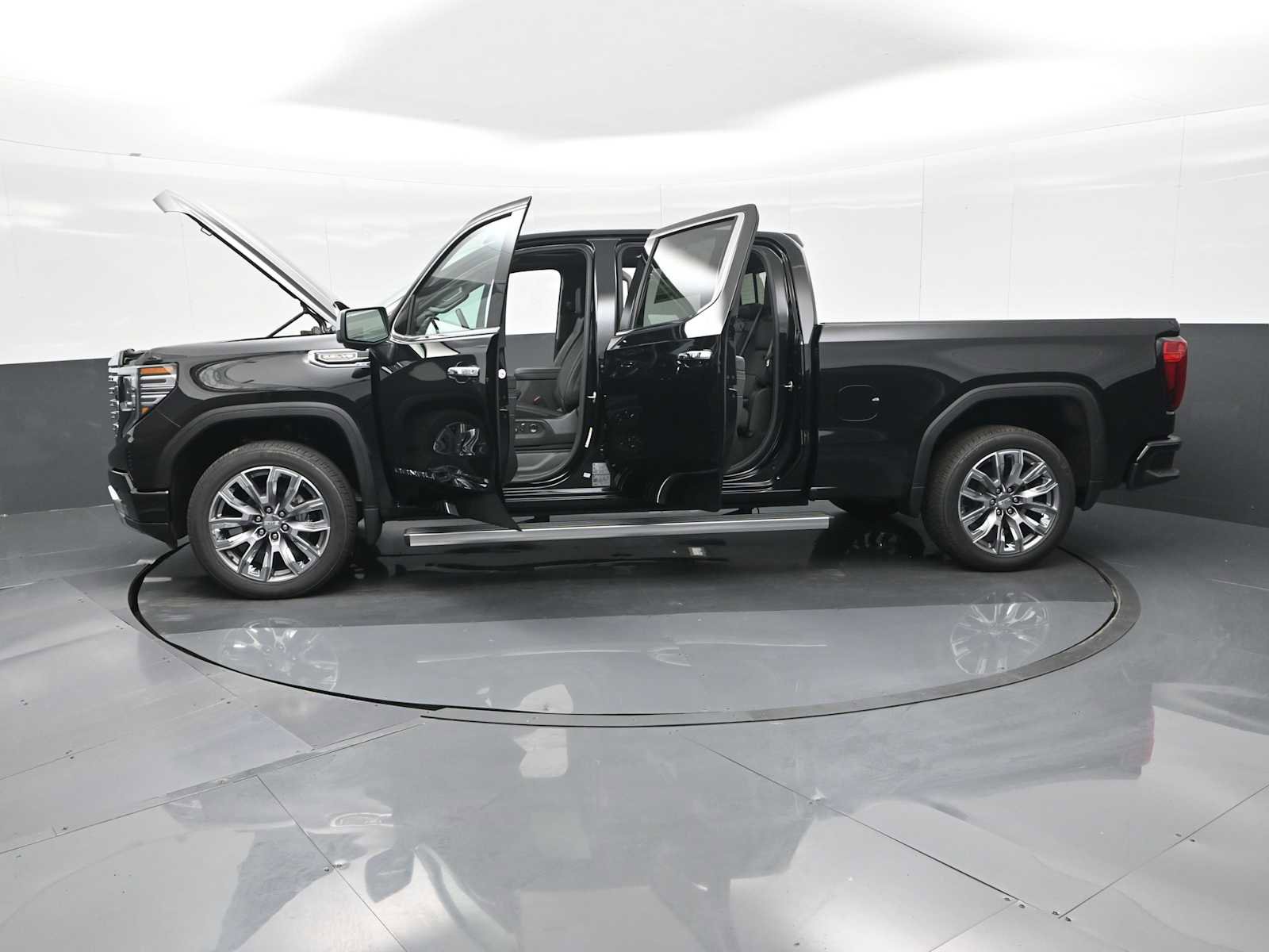 New 2026 GMC Sierra 1500 Denali w/ Denali Reserve Package image 29
