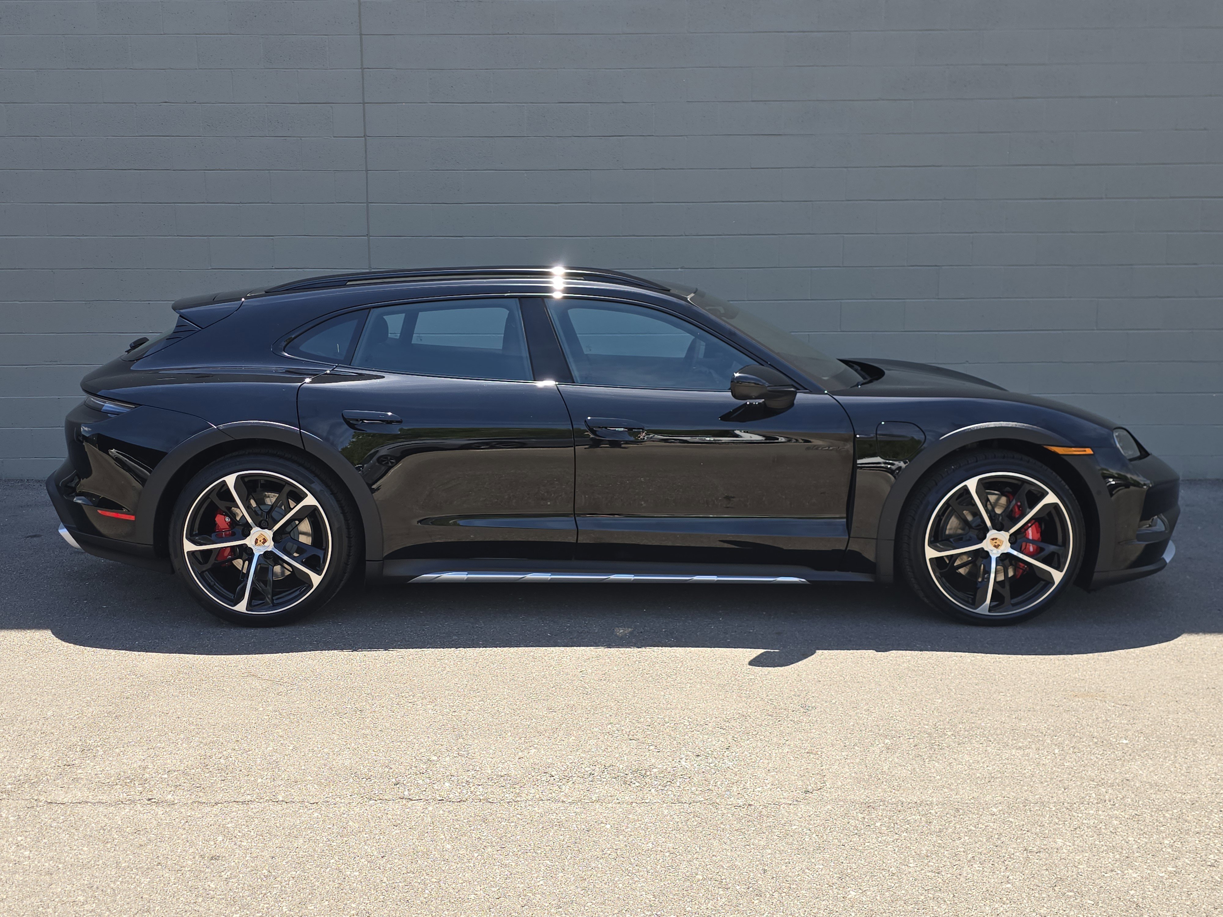 New 2026 Porsche Taycan 4S AWD/4WD image 7