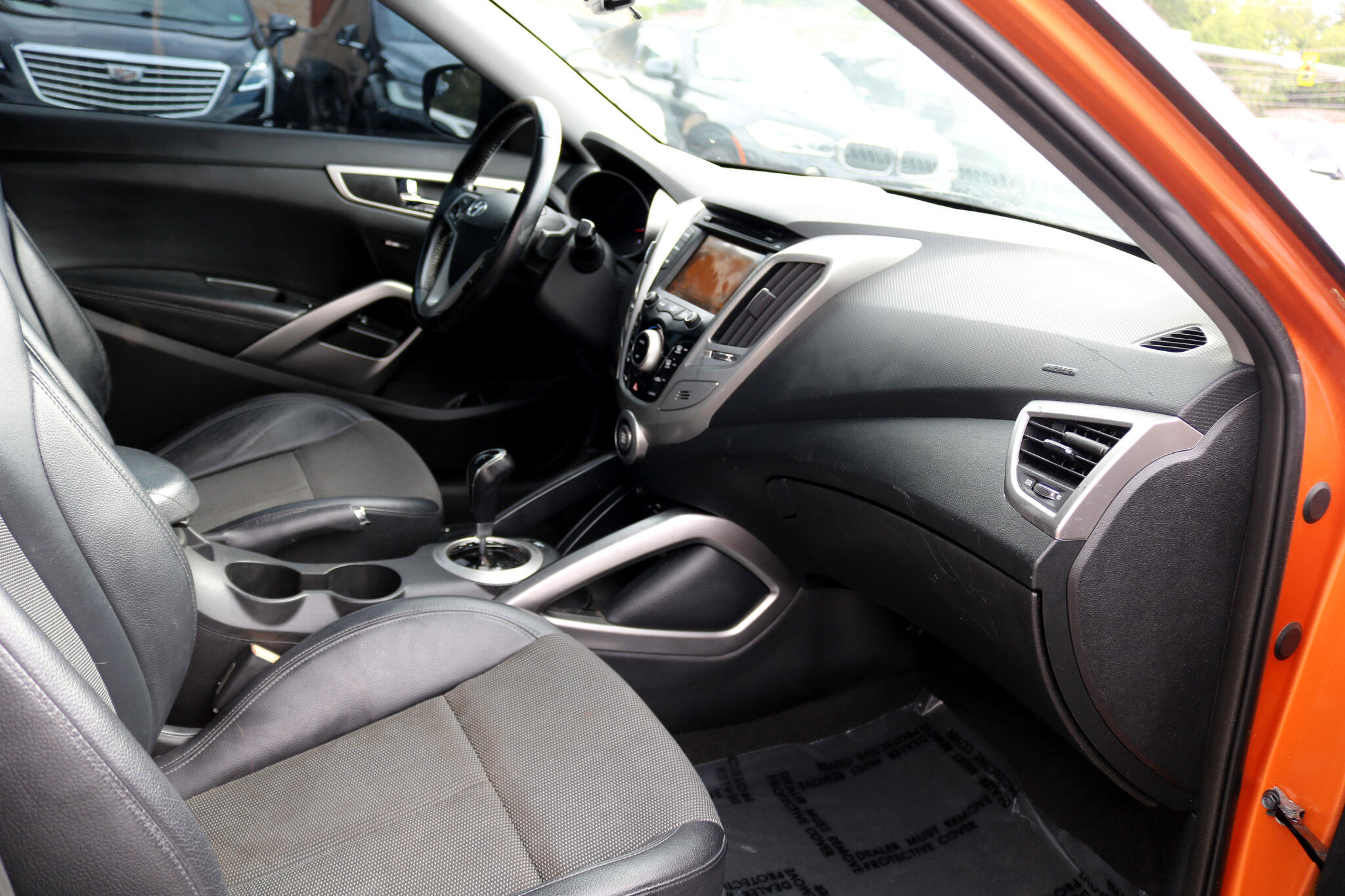 Used 2015 Hyundai Veloster w/ Option Group 03 image 37