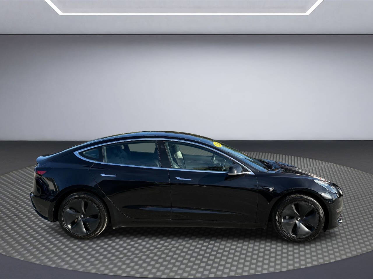 Used 2018 Tesla Model 3 Long Range image 7