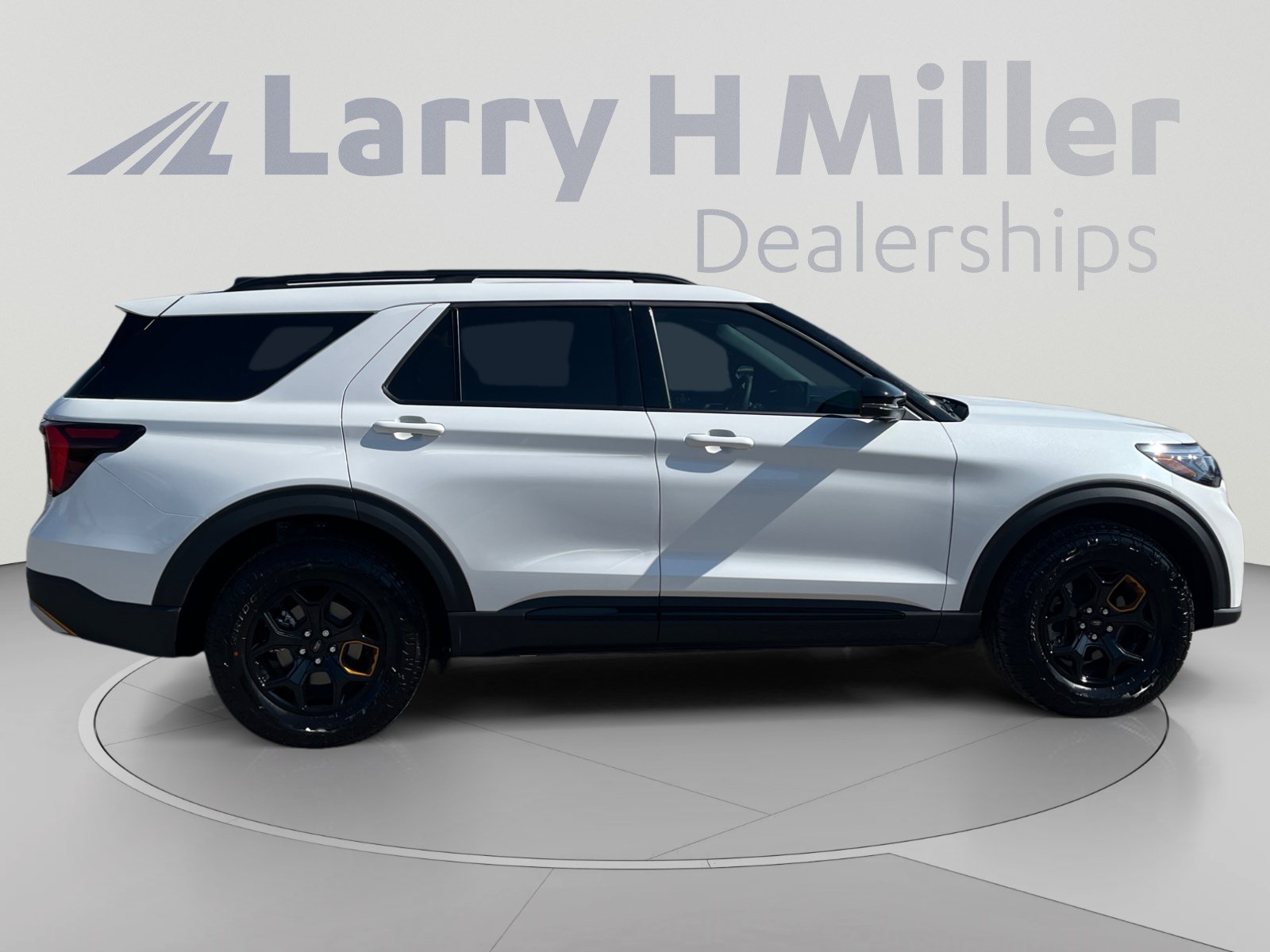Used 2026 Ford Explorer Tremor w/ Tremor Ultimate Package AWD/4WD image 6