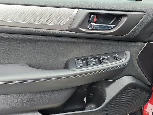 Used 2017 Subaru Outback 2.5i Premium image 12