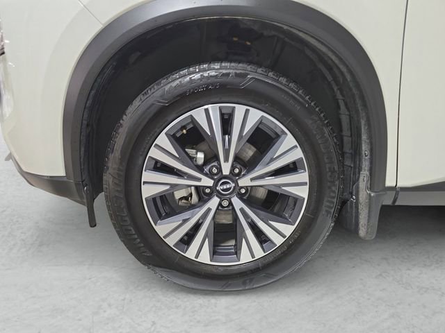 Used 2023 Nissan Rogue SV FWD image 23