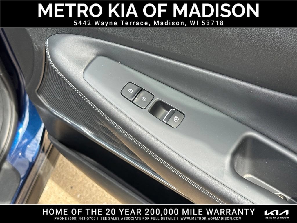 Used 2023 Hyundai Santa Fe SEL w/ Premium Package AWD/4WD image 41