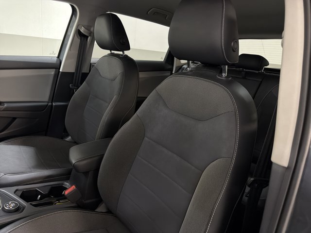 Certified 2022 Volkswagen Taos SE AWD/4WD image 13