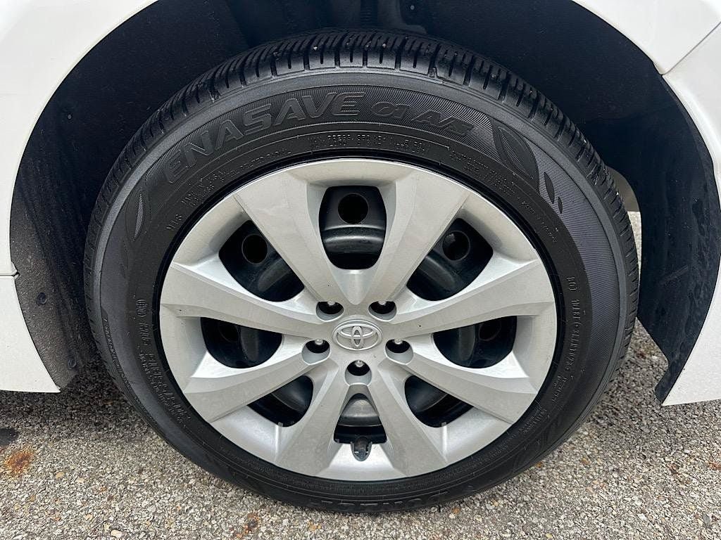 Certified 2023 Toyota Corolla LE w/ Carpet Mat Package (TMS) FWD image 30