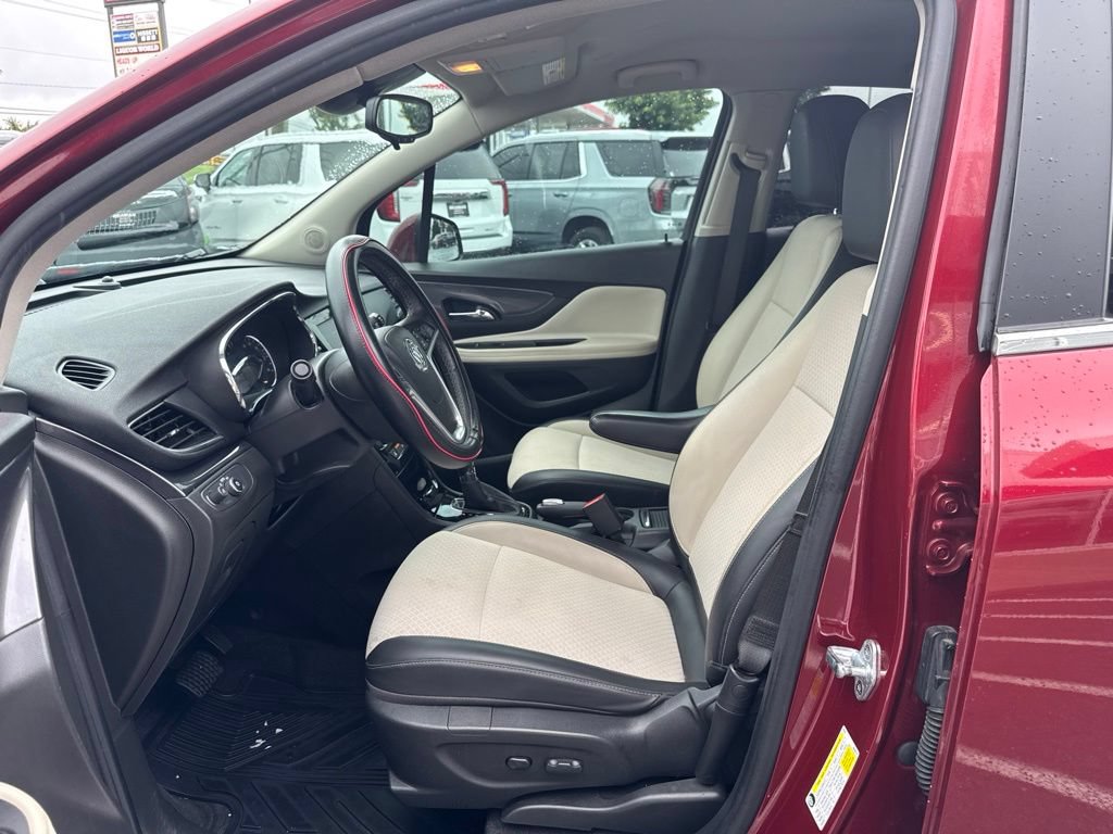 Used 2022 Buick Encore Preferred w/ Safety Package FWD image 12