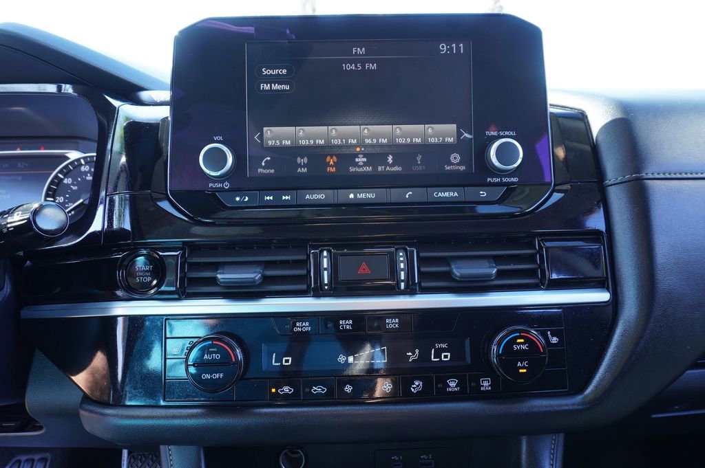 Certified 2025 Nissan Pathfinder SV image 20