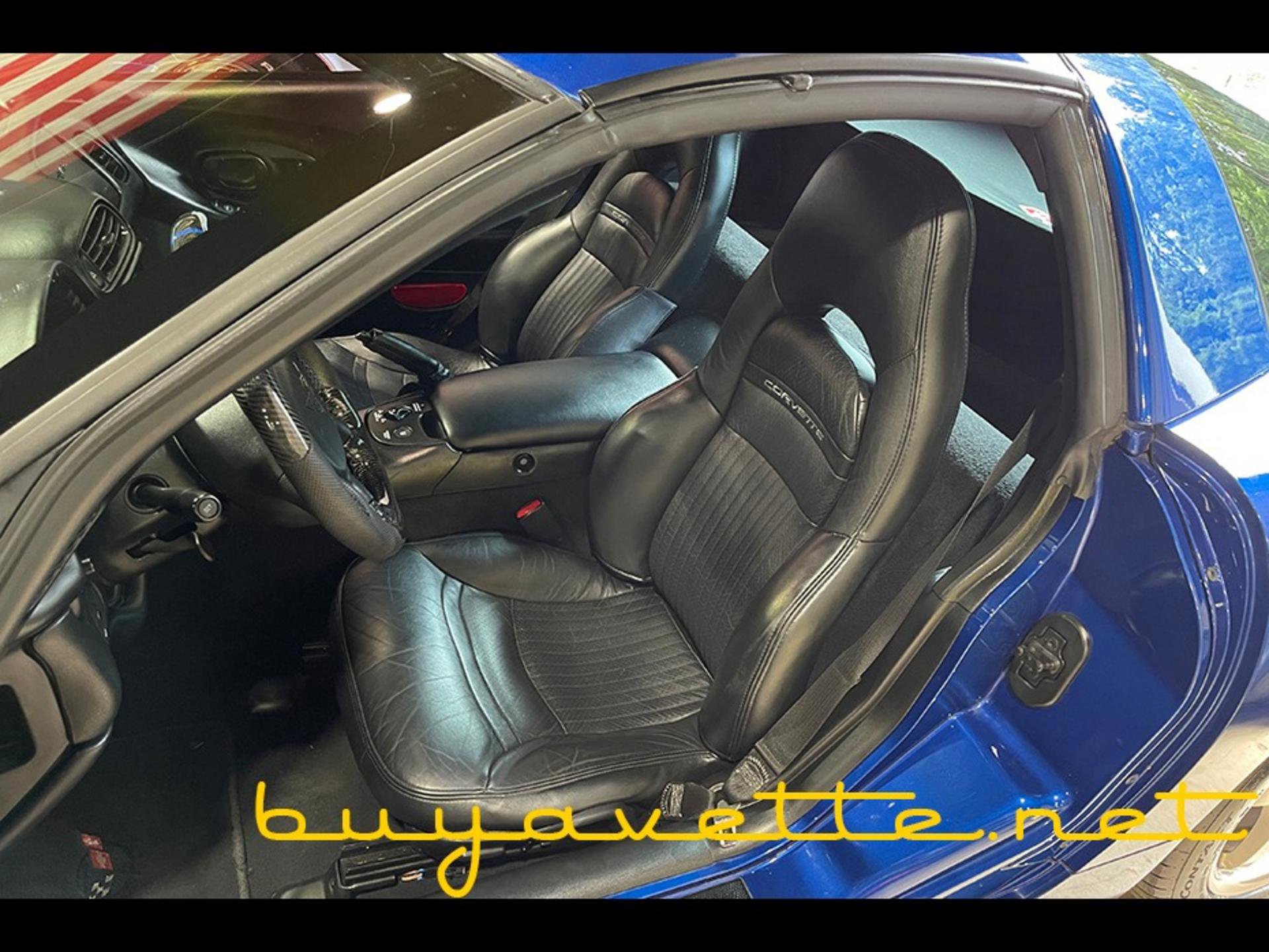 Used 2002 Chevrolet Corvette Coupe w/ Preferred Equipment Group2 image 17