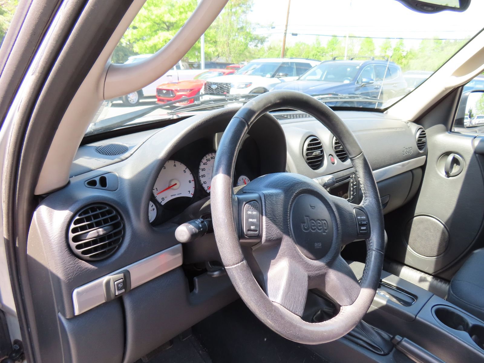 Used 2003 Jeep Liberty Renegade AWD/4WD image 17