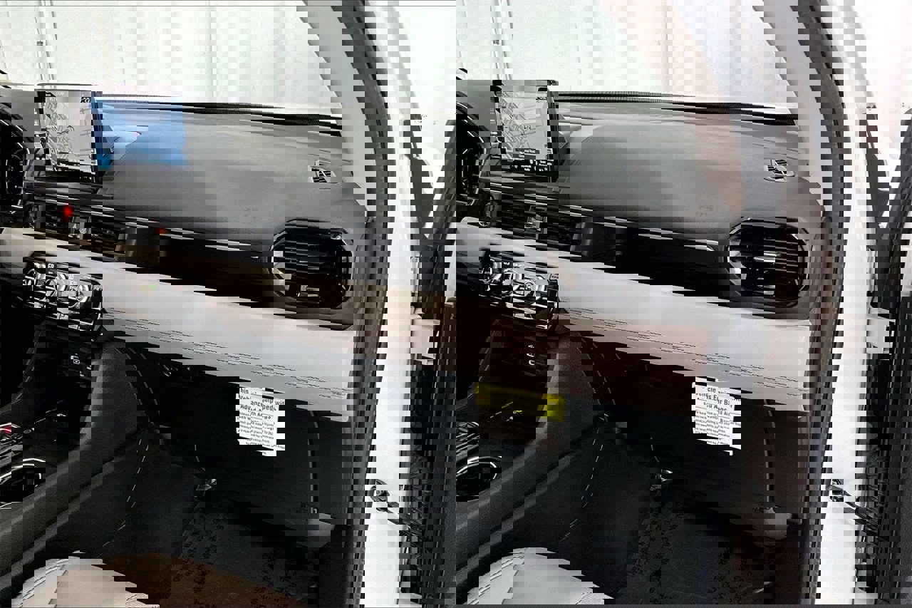 Used 2024 Honda Pilot Touring image 16