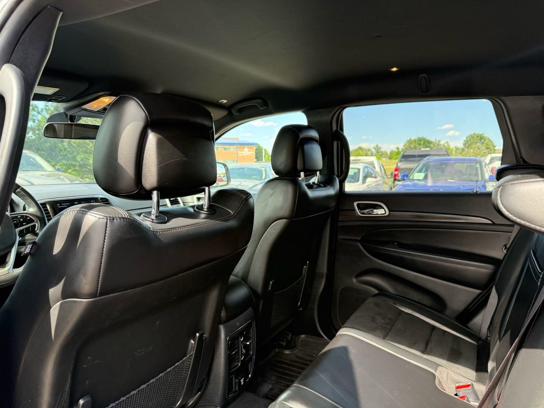 Used 2021 Jeep Grand Cherokee Laredo X image 17