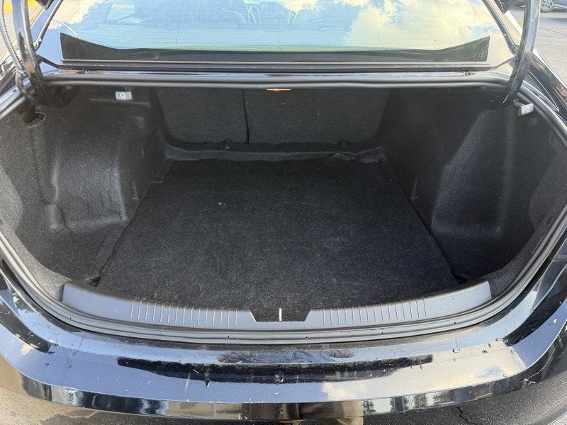 Used 2021 Chevrolet Malibu LT FWD image 7