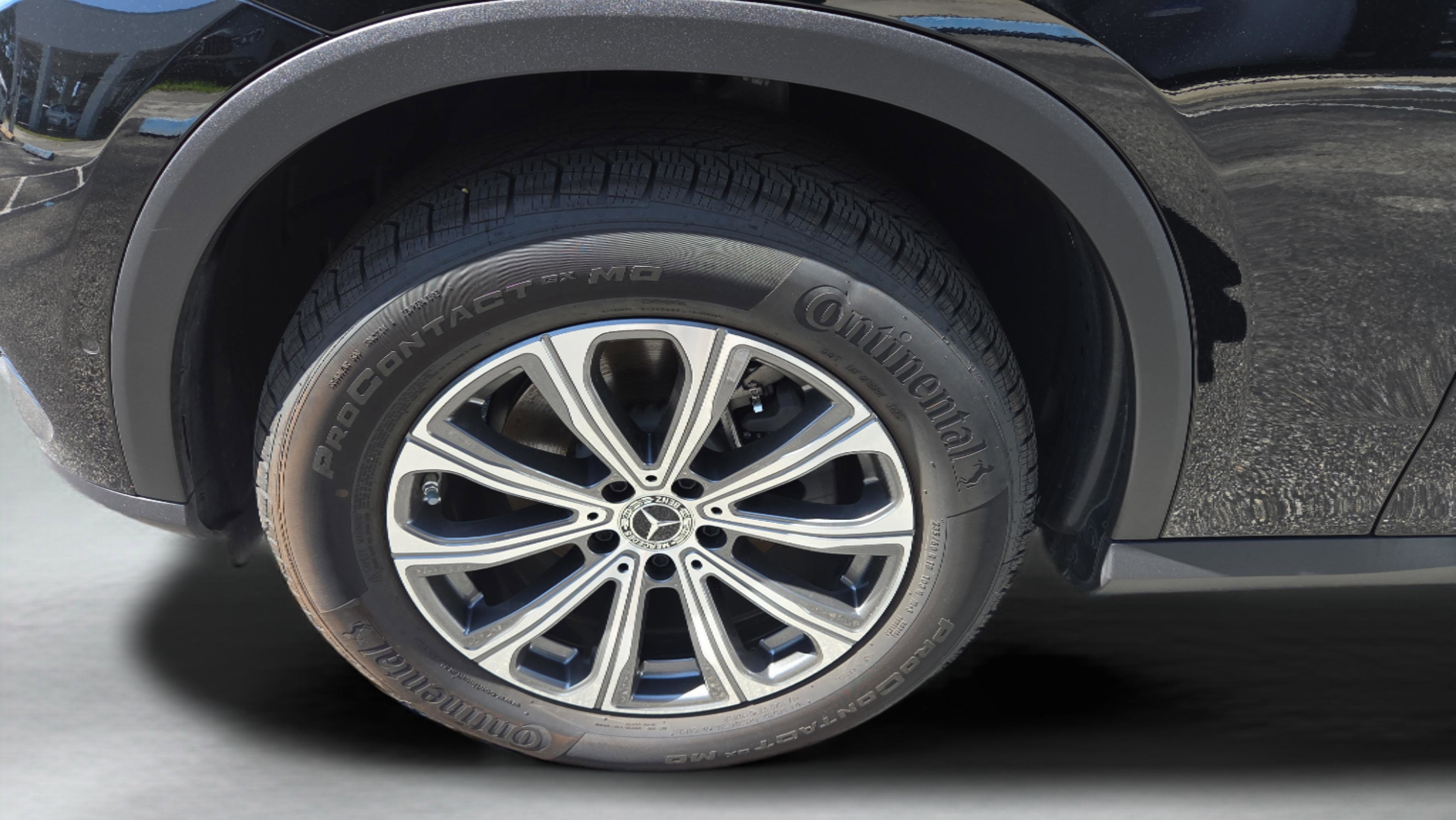 Used 2026 Mercedes-Benz GLC 300 image 21