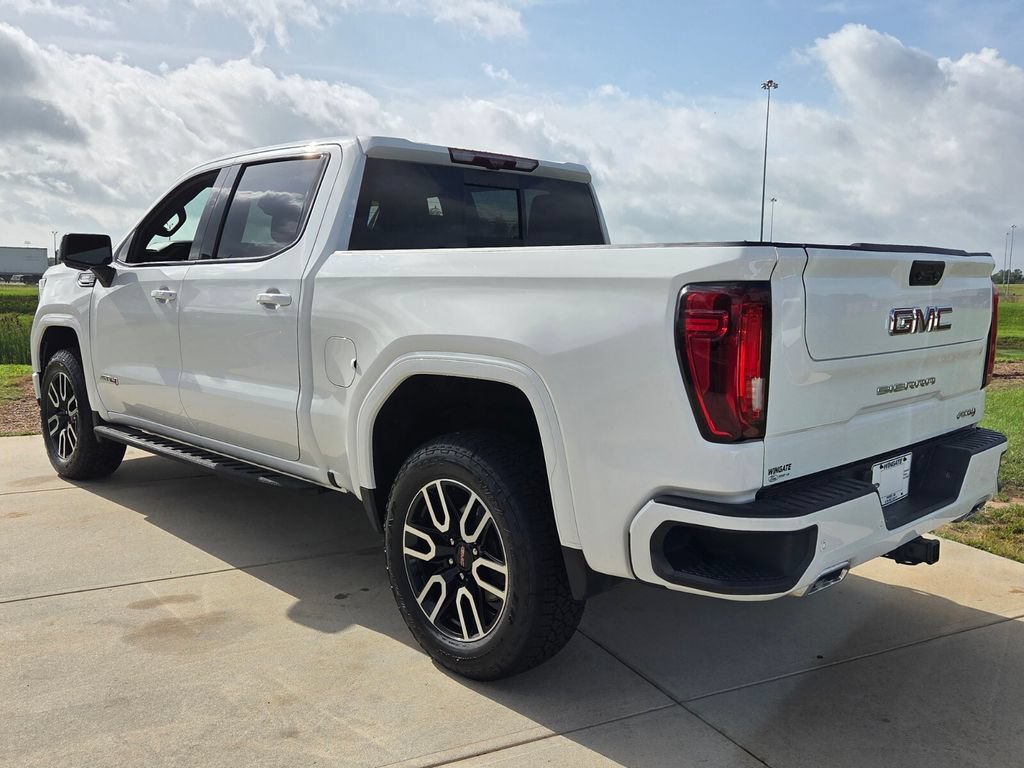 Used 2023 GMC Sierra 1500 AT4 w/ AT4 Premium Package AWD/4WD image 9