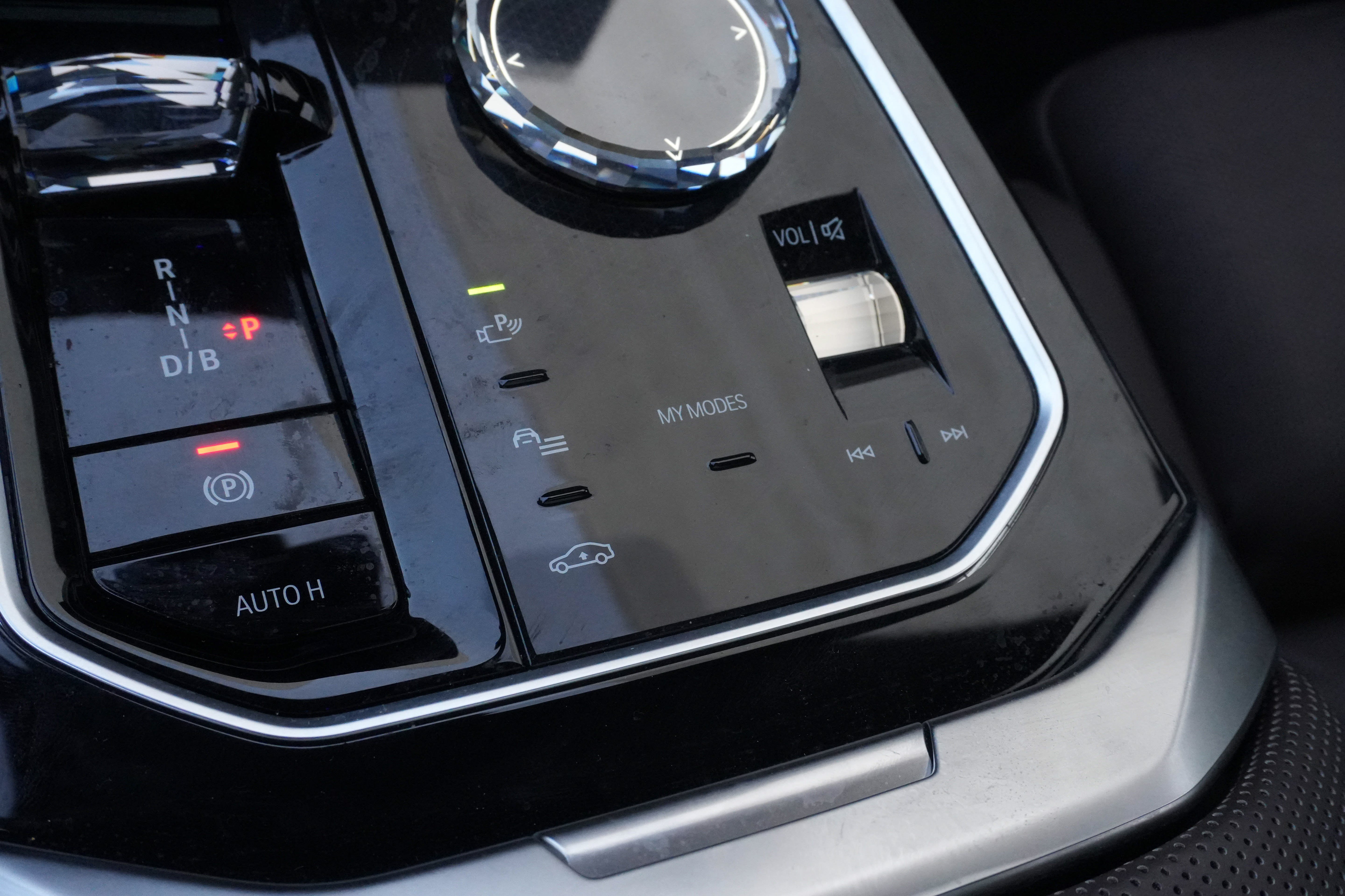 Certified 2023 BMW i7 xDrive60 AWD/4WD image 32