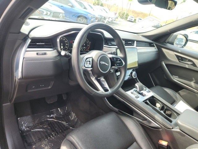 Used 2025 Jaguar F-PACE R-Dynamic S image 25