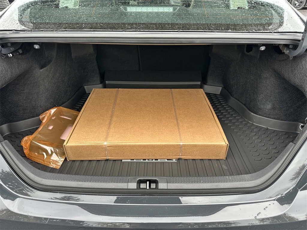 New 2026 Toyota Camry SE image 9